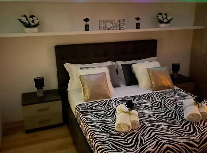 Palazzo Metropolis 4*