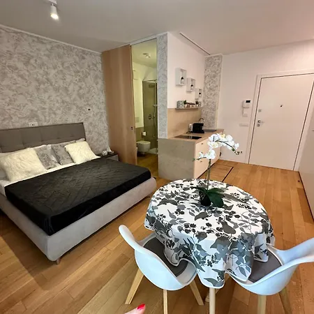 Palazzo Metropolis Πανσιόν 4*