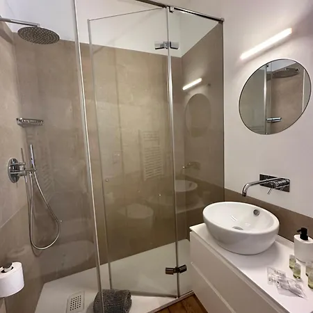 Πανσιόν Palazzo Metropolis 4*